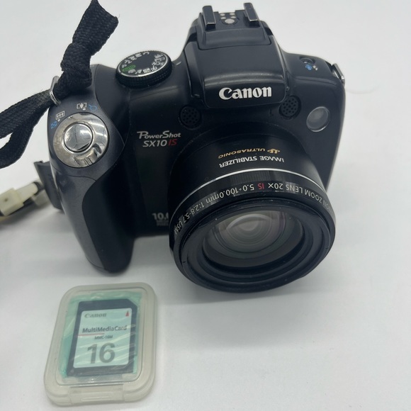 Canon Powershot SX10IS 10MP Digital Camera with 20x Optical Stabilized Zoom - Picture 3 of 10